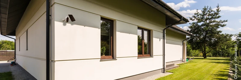 2 X Wireless outdoor WiFi camera with solar panel