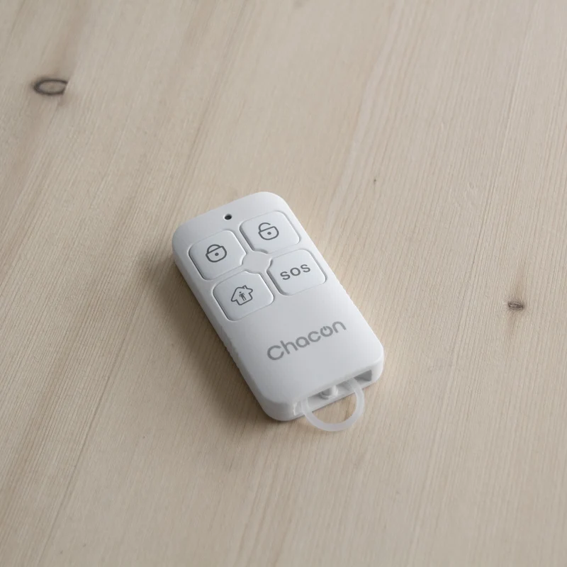 Wireless alarm kit with voice warner