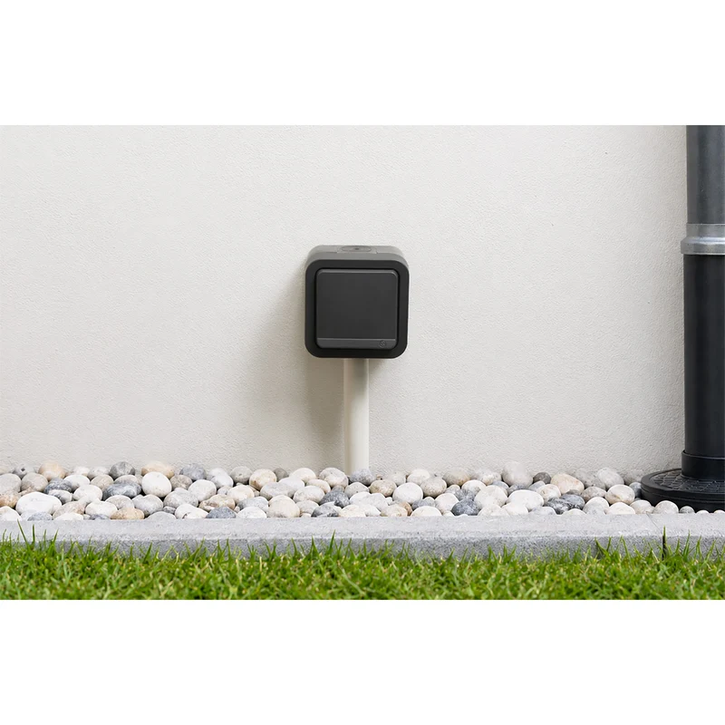 Prise 2P+T 16A simple ou double IP55 - bornes auto saillie - gamme Granite - Protec