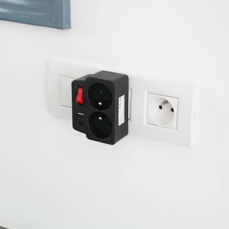 Biplite Domino 2X16A + 1xUSB-A + 1xUSB-C with switch Black