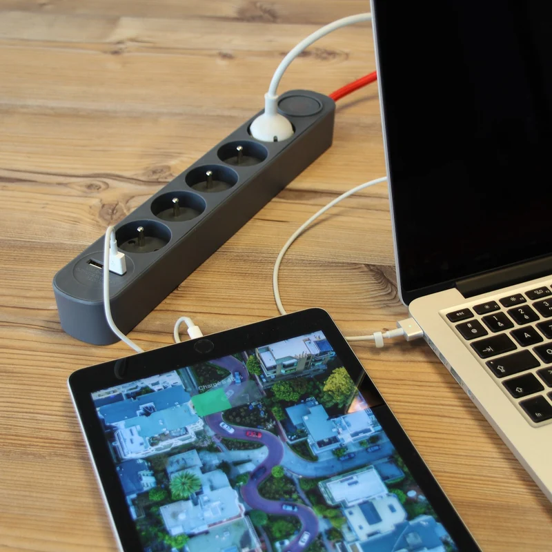 Grey power strip and red textile cable with 2 USB - 1,5m