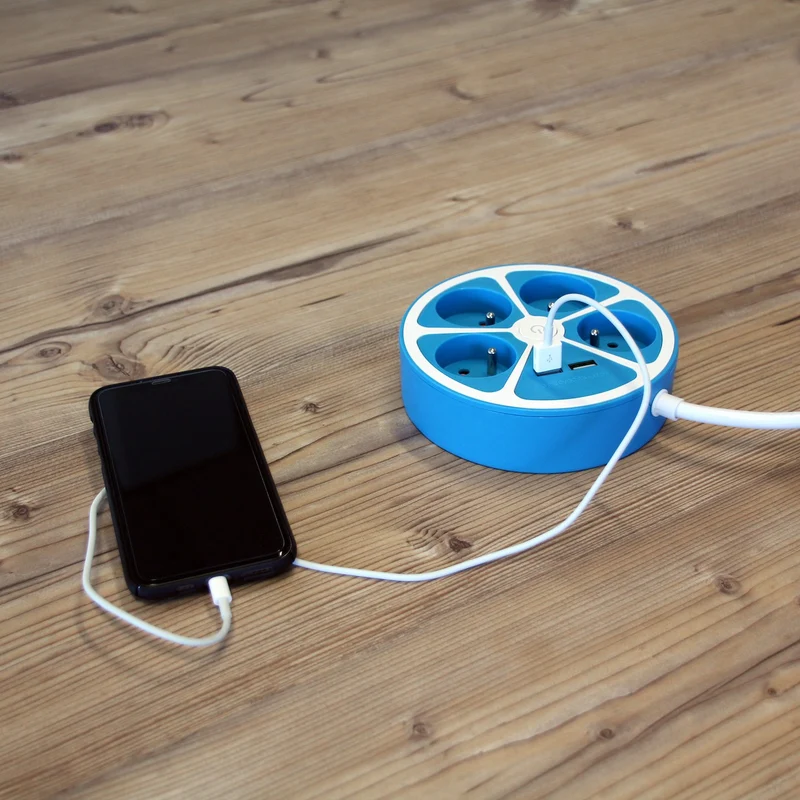 Circular design power strip 4X16 A 1.5m cord with 2 USB-A + switch - Blue