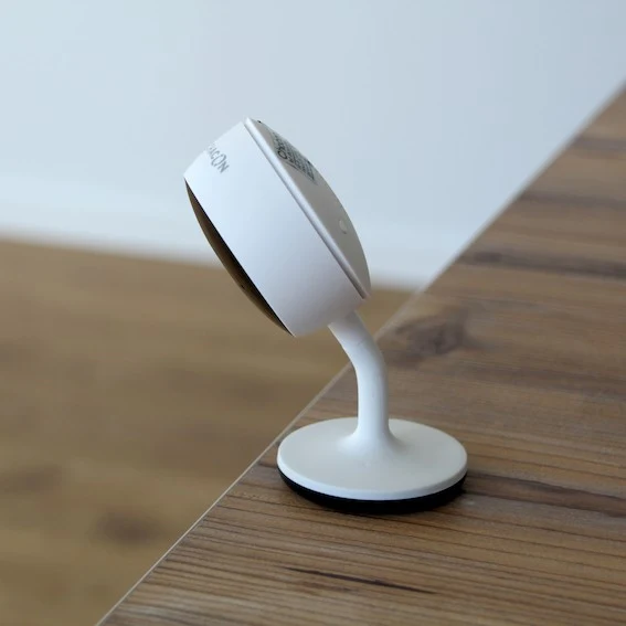 Indoor WiFi camera - 1920 x 1080 p