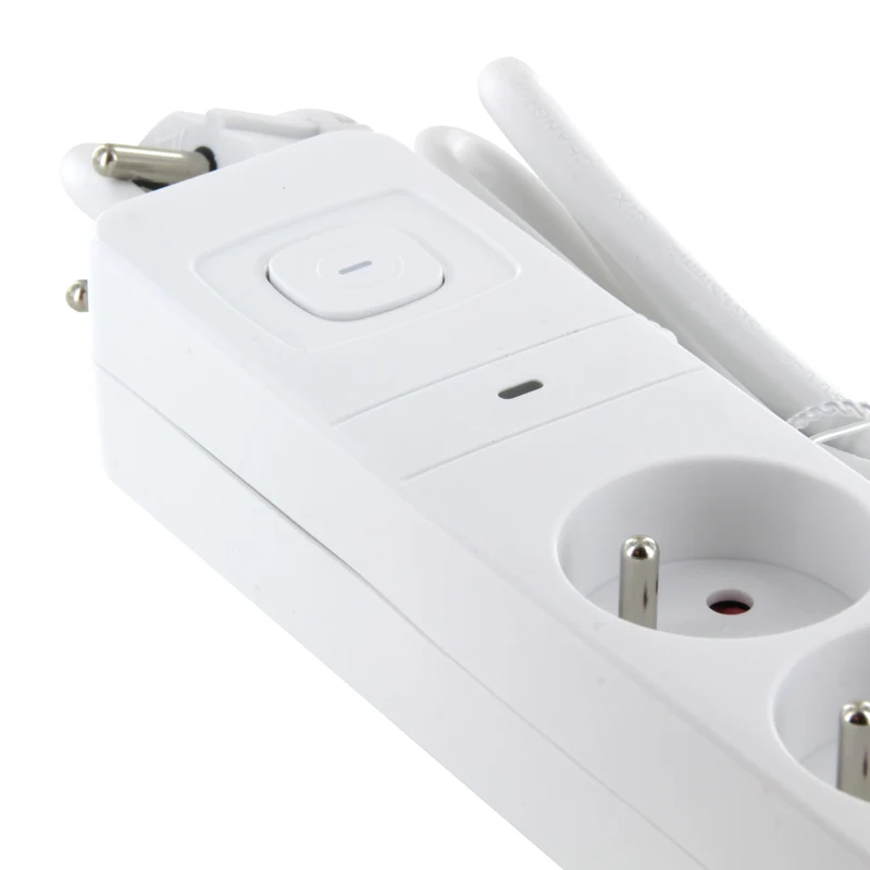 White power strip with switch - 4 x 16 A - 1.5 m and surge protection