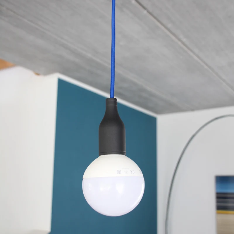 Design classic Aluminum lampholder - black