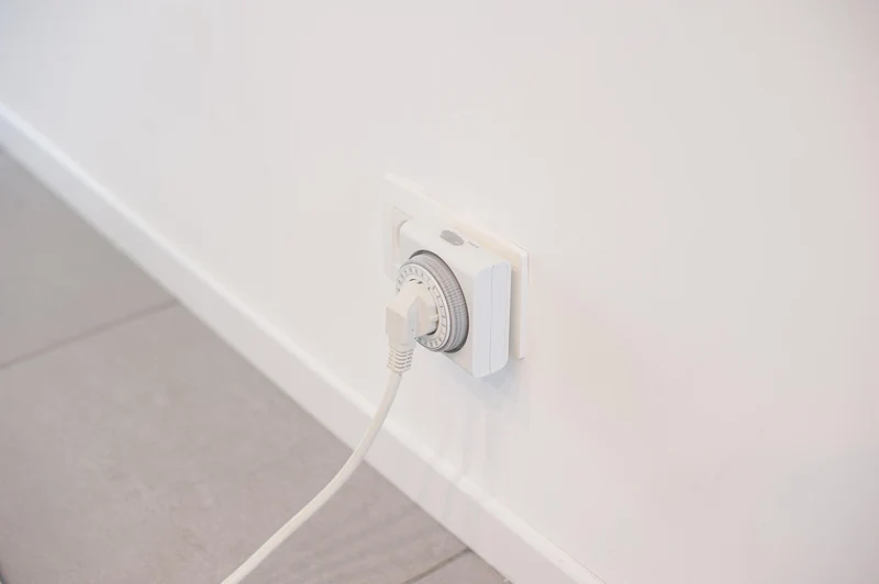 Set of 2 mechanical timers - white, FR sockets