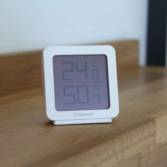 Indoor wireless thermometer with hygrometer