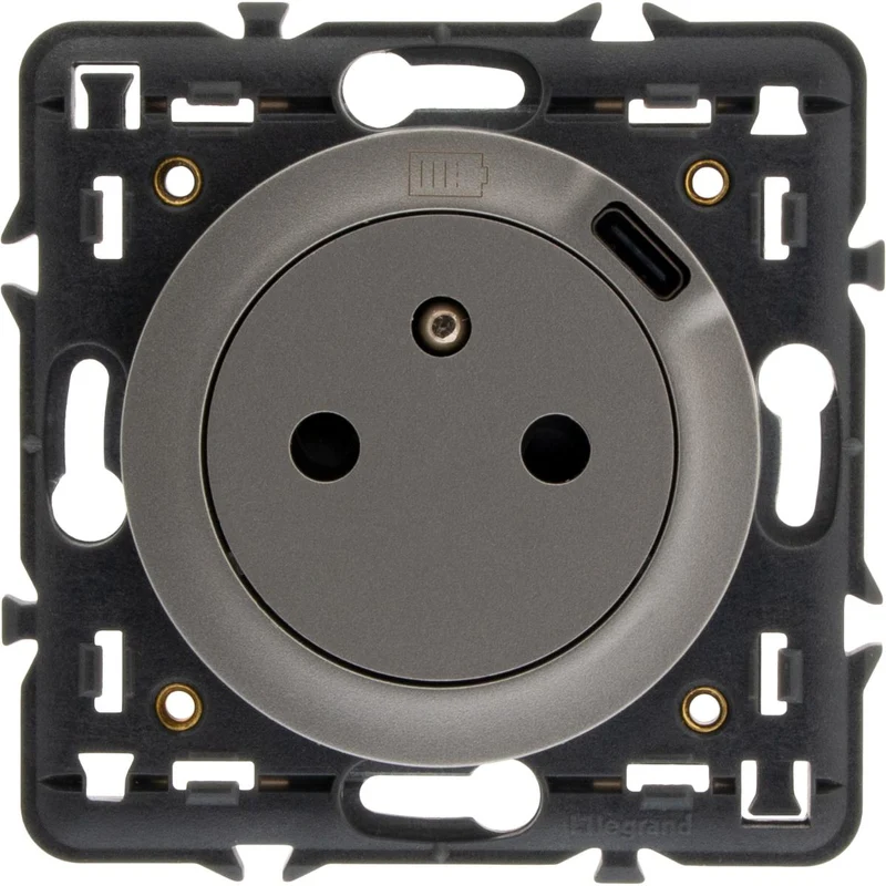 Prise 2P+T 16A avec chargeur USB-C à composer - Céliane - Legrand