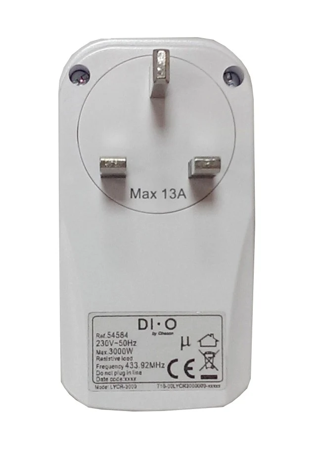 DiO First: Three On/off sockets (UK) + Remote control