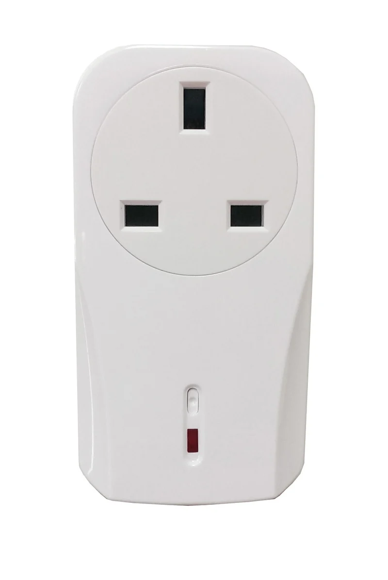 DiO First: Three On/off sockets (UK) + Remote control