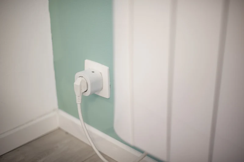 2 Connected plugs (SCH) with remote control - DiO Connect