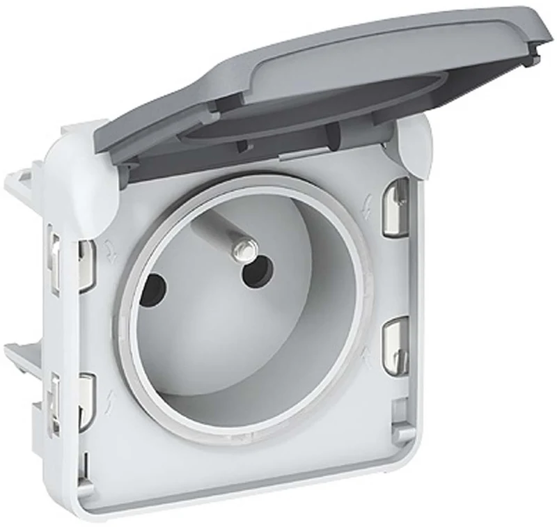 Prise étanche 2P+T 16A + clapet protection IP55 saillie - Plexo - Legrand