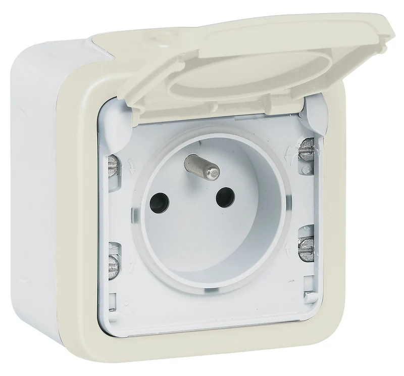 Prise 2P+T 16A + clapet protection IP55 complet saillie - Plexo - Legrand