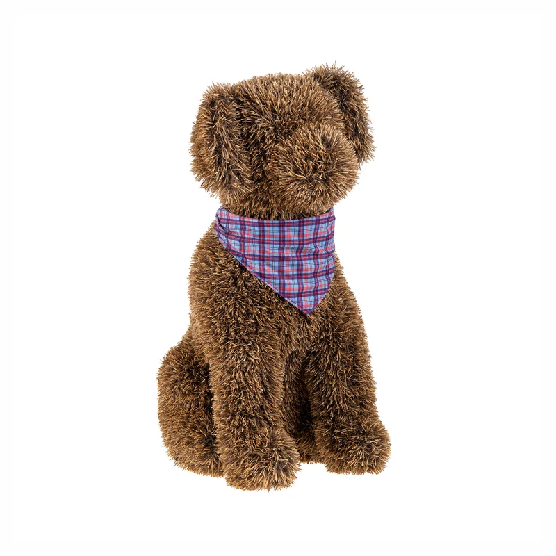 Topiaire en faux gazon brun en forme de chien en position assis, 19"