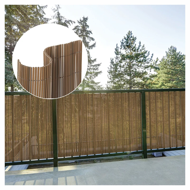 Écran d’intimité imitation bambou en PVC de 40" x 96", chêne