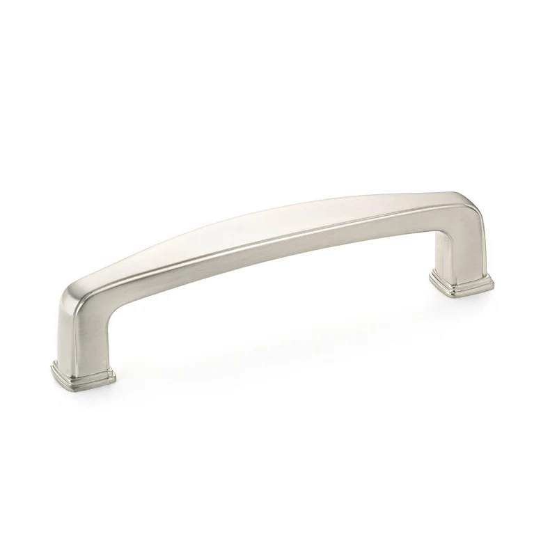 Poignée transitionnelle # 810 en métal nickel brossé, 96 mm C/C