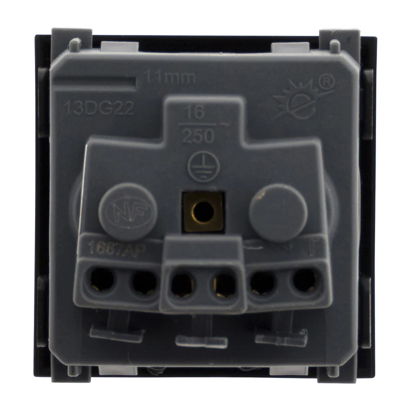 Prise 2P+T connexion auto moteur seul - Simplea - Zenitech