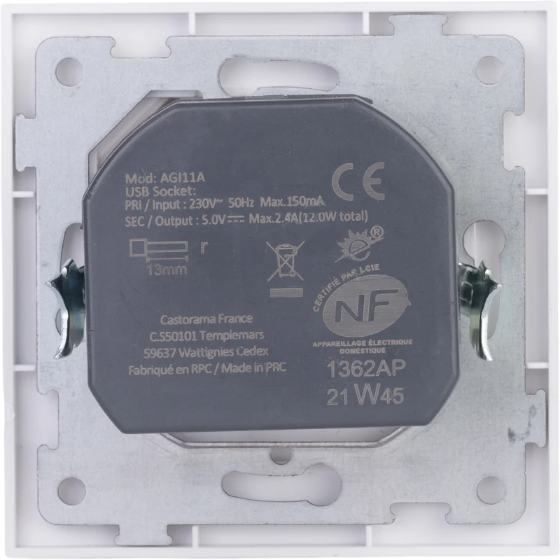 Prise + USB A encastrés + plaque de finition Kalya - Zenitech