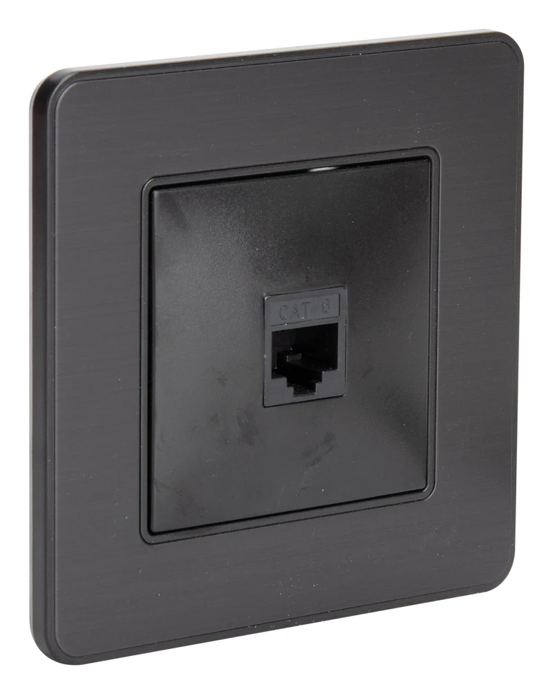 Prise réseau RJ45 complète - catégorie 6 - métal Noir brossé - Kouro - Zenitech