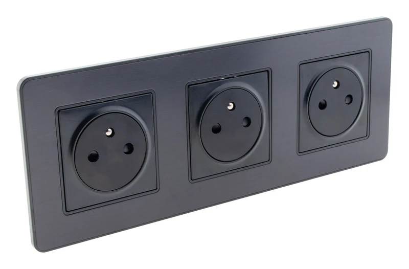 Prise 16A 2P+T Easy Eject en métal noir brossé - Kouro - Zenitech