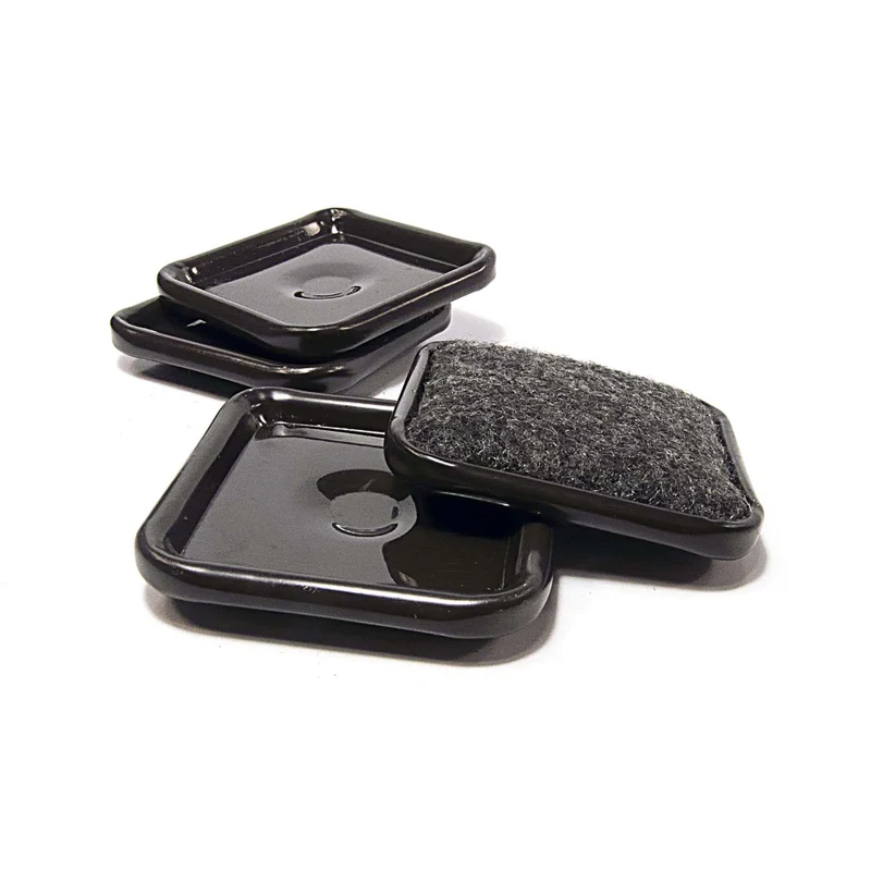Coupelles carrées à base en feutre et à coquille en métal de 1-7/8'' x 1-7/8'', paquet de 4 unités