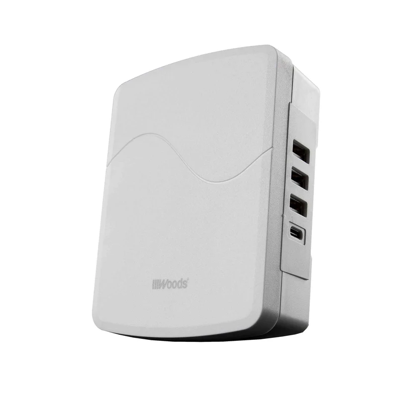 Protecteur de surtension à encombrement réduit de 3 prises avec 4 ports USB, 1 060 joules